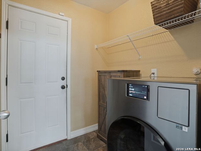 24715 Hickory Mdw Property Photo 11