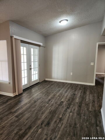 8422 Clear Meadow Property Photo 4