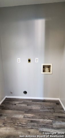 8422 Clear Meadow Property Photo 10