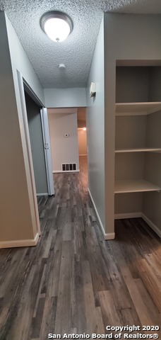8422 Clear Meadow Property Photo 14