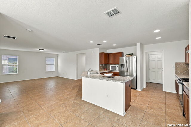 8922 Victoria Lk Property Photo 12