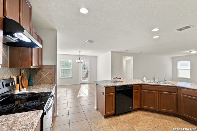 8922 Victoria Lk Property Photo 13