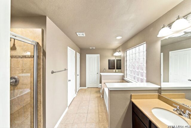 12439 Caprock Crk Property Photo 28