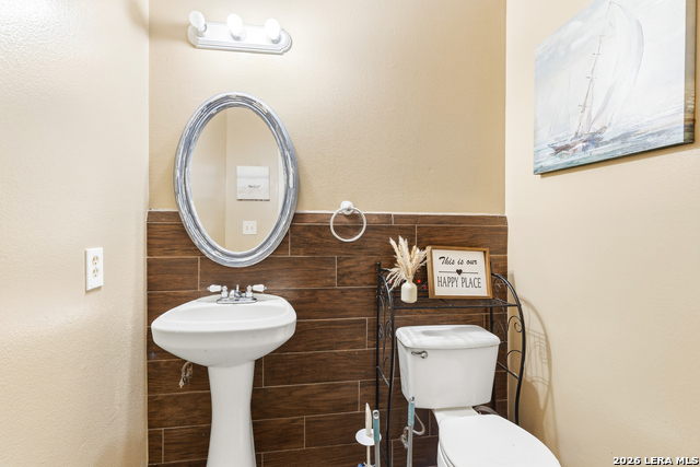 7503 Garden Grv Property Photo 11
