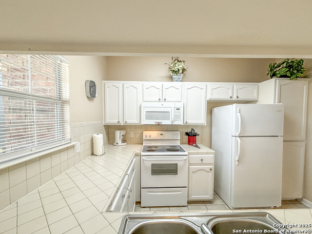 129 Chapel Hill Circle Property Photo 7