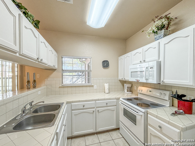 129 Chapel Hill Circle Property Photo 8