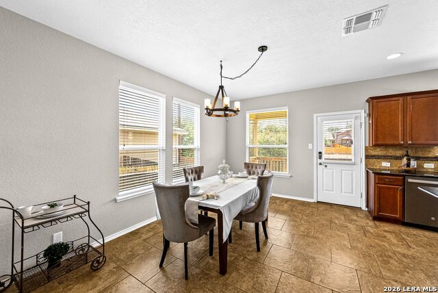 131 Tufted Crest Property Photo 15