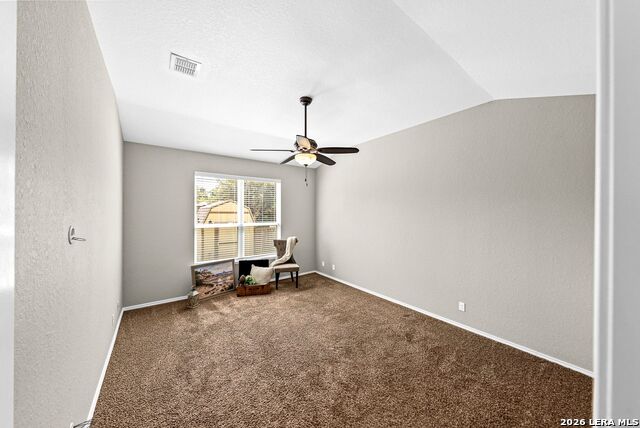 131 Tufted Crest Property Photo 24