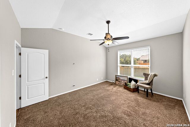 131 Tufted Crest Property Photo 25