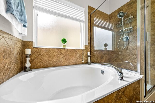 131 Tufted Crest Property Photo 31