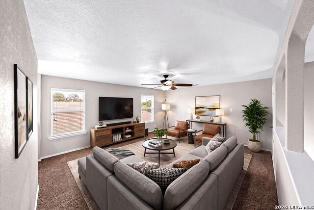131 Tufted Crest Property Photo 35