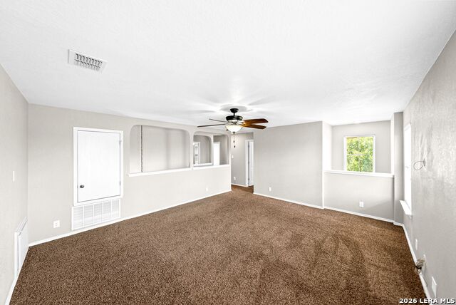 131 Tufted Crest Property Photo 38