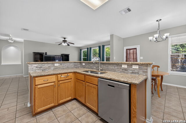 144 Phantom Crk Property Photo 14