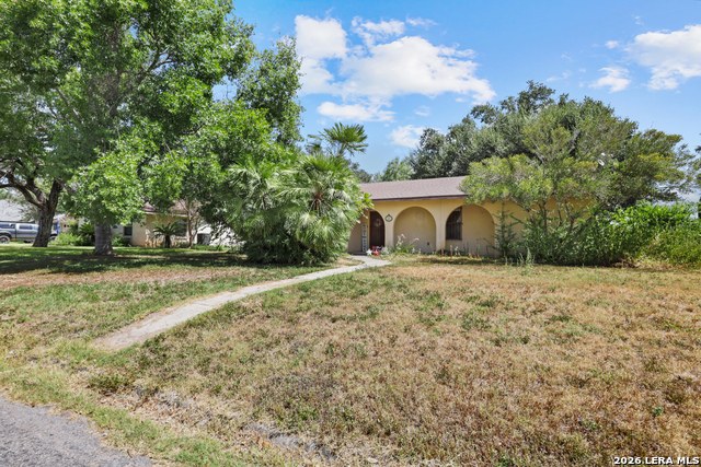 116 E Bluebonnet Drive Property Photo 5