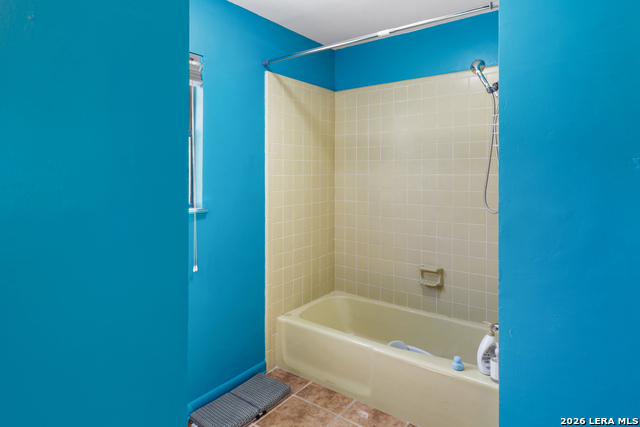 116 E Bluebonnet Drive Property Photo 19