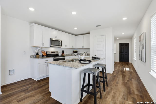 7223 Tradinghouse Ln Property Photo 6