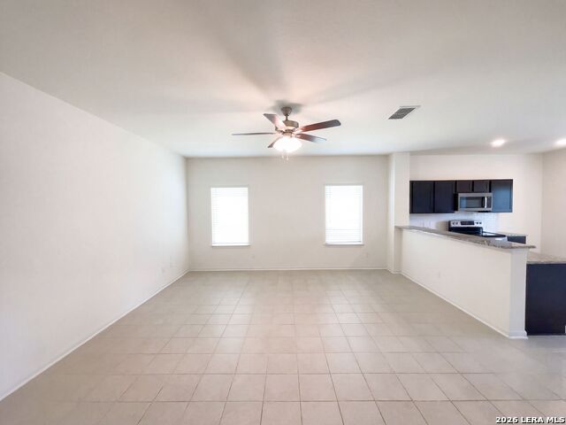 2838 Davis Trce Property Photo 3