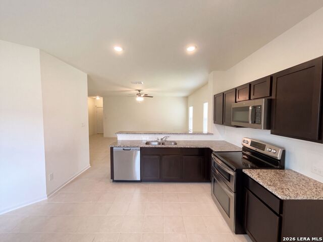 2838 Davis Trce Property Photo 6
