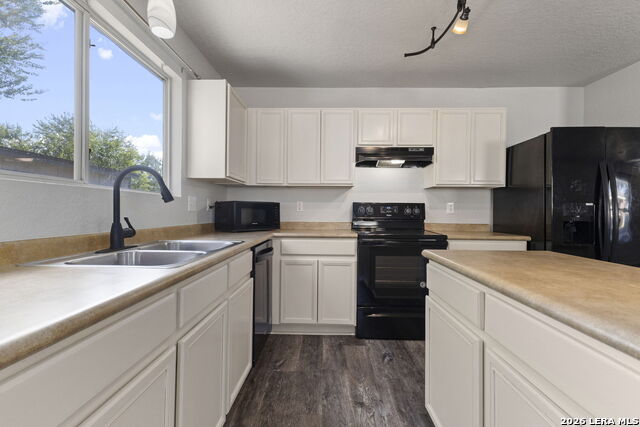 9031 Laguna Fls Property Photo 15