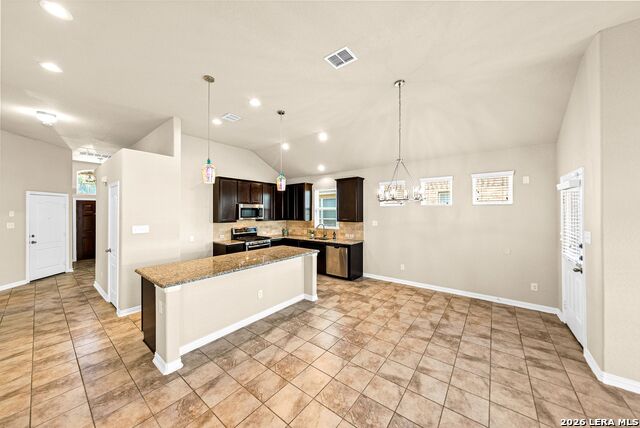 7935 Headwaters Trl Property Photo 7