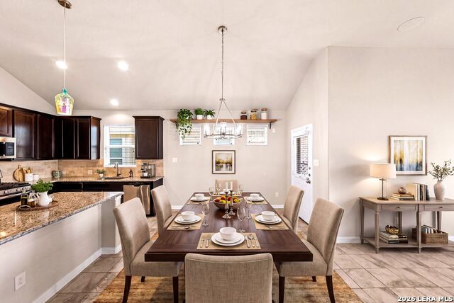 7935 Headwaters Trl Property Photo 12
