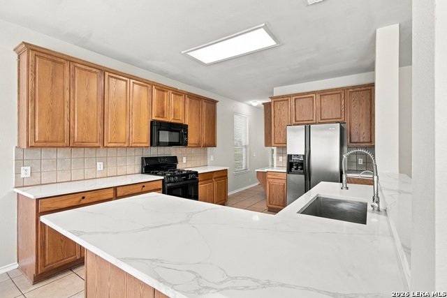 1007 Serenata Cir Property Photo 9