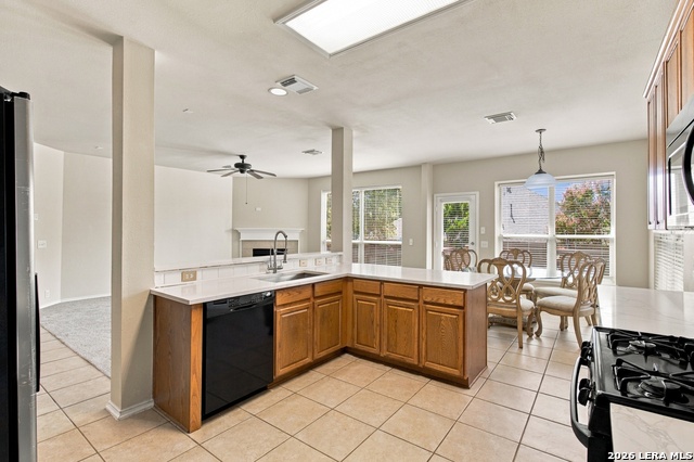 1007 Serenata Cir Property Photo 11