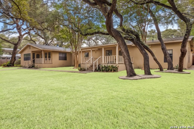 209 Zornia Dr Property Photo 8