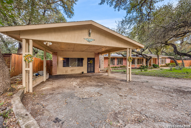 209 Zornia Dr Property Photo 12