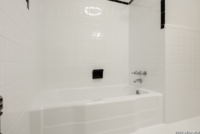 209 Zornia Dr Property Photo 32