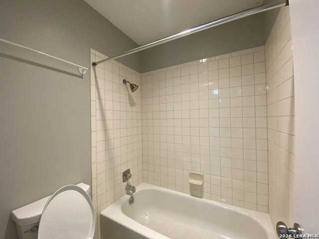 7146 Spring Grove Property Photo 7