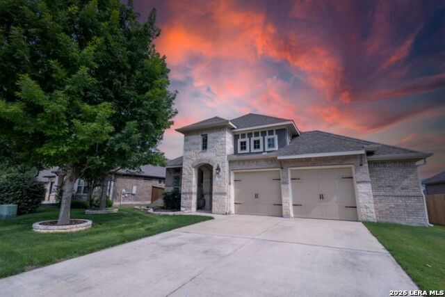 832 Silver Fox Property Photo 3
