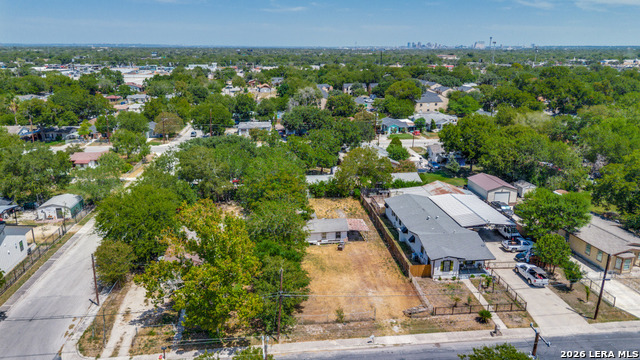 1437 W Harding Blvd Property Photo 1