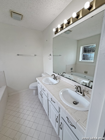 16710 Henderson Pass Property Photo 5