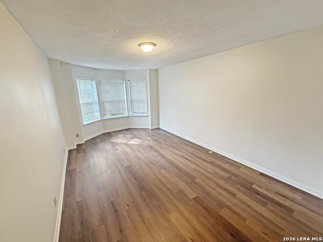 16710 Henderson Pass Property Photo 14