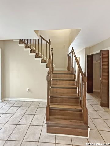 16710 Henderson Pass Property Photo 15