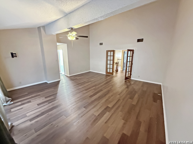 16710 Henderson Pass Property Photo 19