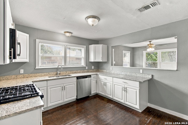 120 Bank St Property Photo 7