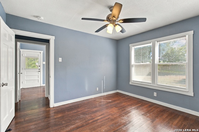 120 Bank St Property Photo 15