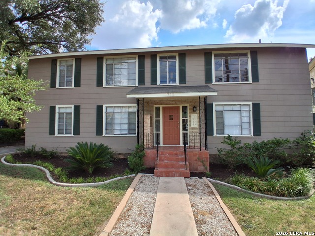 710 W French Pl Property Photo 1