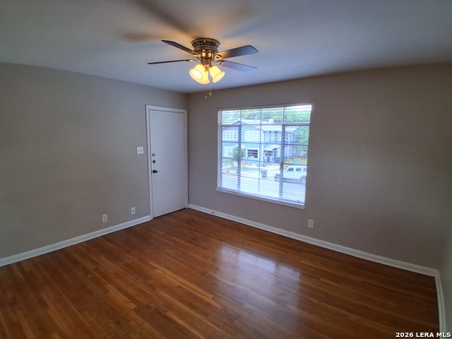 710 W French Pl Property Photo 6