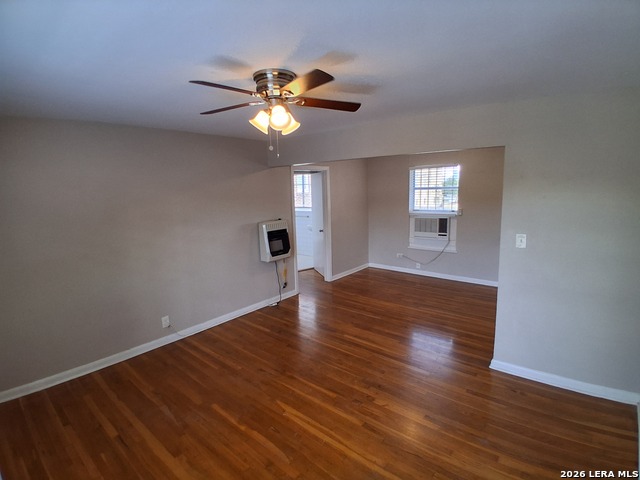 710 W French Pl Property Photo 7