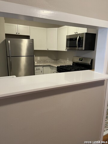710 W French Pl Property Photo 15