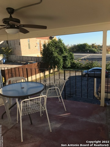 710 W French Pl Property Photo 19