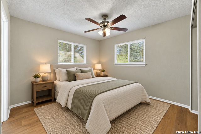 5402 Lake Grove Dr Property Photo 4