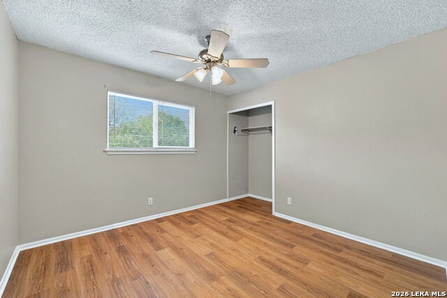5402 Lake Grove Dr Property Photo 16