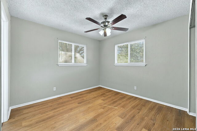 5402 Lake Grove Dr Property Photo 17
