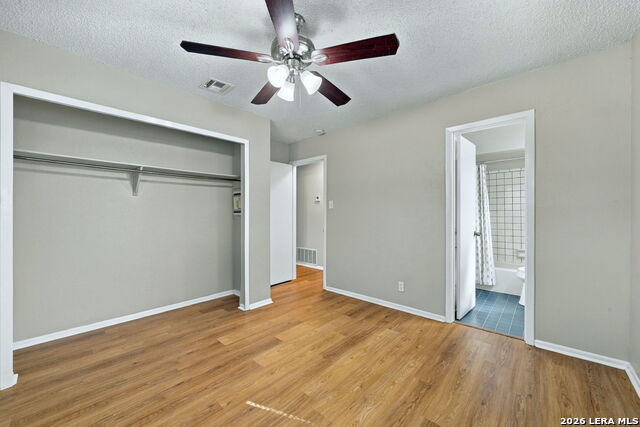 5402 Lake Grove Dr Property Photo 18