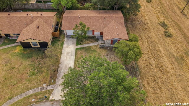 5402 Lake Grove Dr Property Photo 25