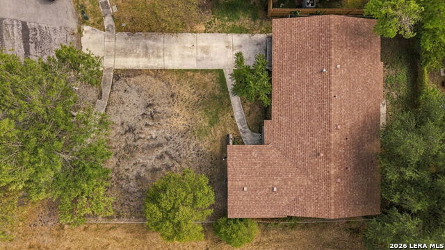 5402 Lake Grove Dr Property Photo 26